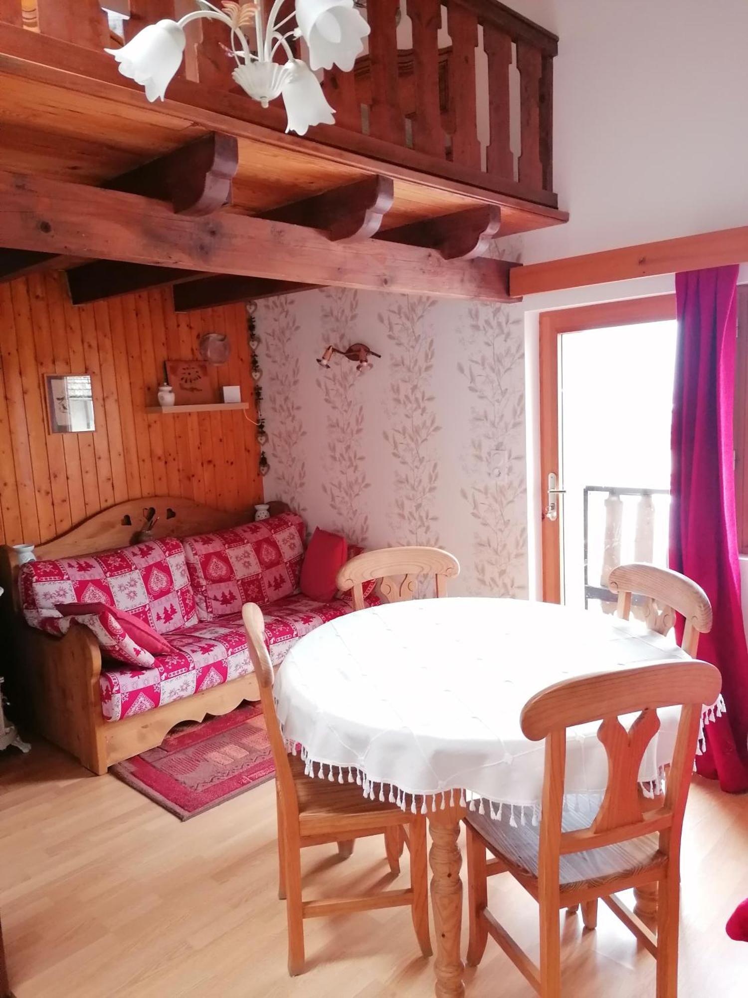 Le Wallis Apartment